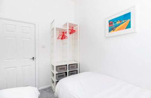 PRINCES COURT by BOURNECOAST- Holiday Apartment with Patio Garden, Parking and WIFI - FM8455 - Foto 15