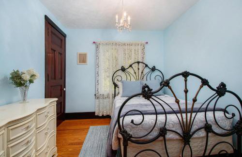 Lake Michigan Retreat- Upper Duplex - Photo 19