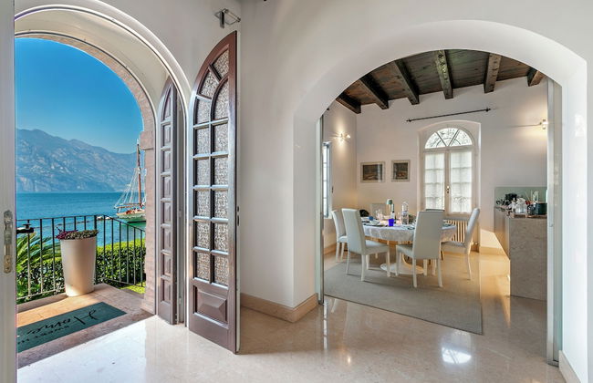 Villa Schlosser Lake Front & Private Pool - Foto 28