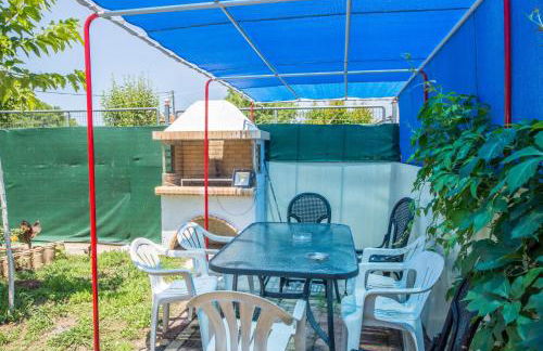 Villa Eleni Holiday Resort 4' walk to Beach with Pool - Ideal for Families and Couples - Foto 13