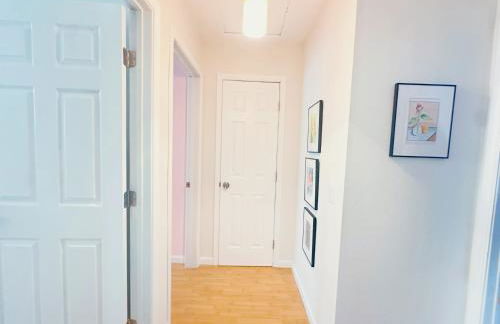 Brea Mall romantic two-bedroom house - Photo 11