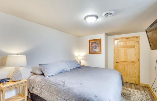 half Mi to Dtwn Pierre Family Home with Patio - Foto 19