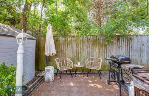 Canton Walkable Downtown Pack n Play Pets Family - Photo 23