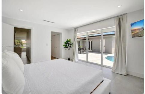 Waterfront Villa with 3 bedroom private suites - Foto 17