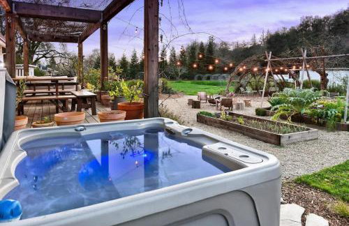 Homestead With Pool And Hot Tub - Wine Tastings Included - Foto 2