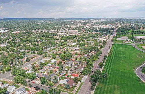 Sheridan Wildflower Downtown Family Fun w Firepit - Foto 56