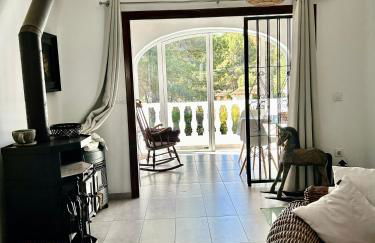 Tranquil setting - Photo 16