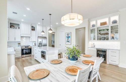 Walk to Beach Galveston Gem with Pool Access - Foto 7