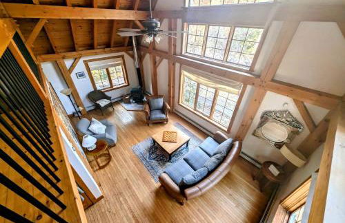 Bright Post & Beam Retreat with Fire Pit & Game Room Near Acadia | Sorrento, Maine - Foto 20