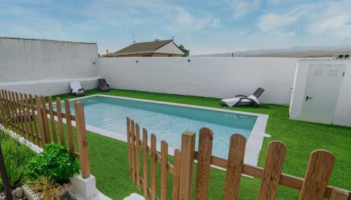 Magnificent villa: 2 private pools, BBQ, garden & parking. 13 per. In Padul - Foto 4