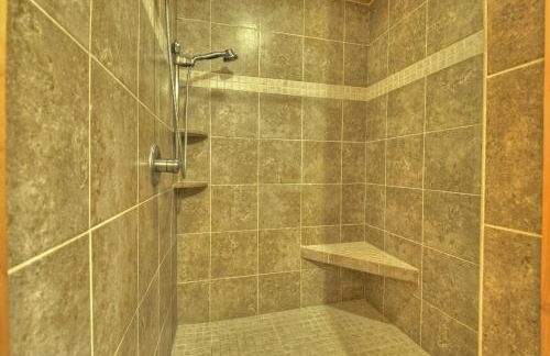 Sweet Seclusion Firepit king suite serene outdoor spaces - Foto 19