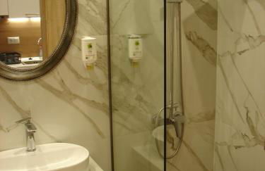 FOUR REASONS - Foto 50