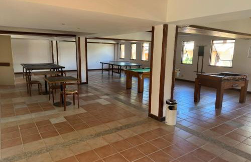 Flat Guarajuba 4 quartos térreo à Beira Mar - pé na areia - governança com arrumadeira e Wi Fi inclusos - Foto 55