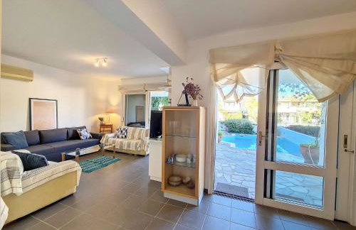 Beach Villa, Swimming pool for 8 - Photo 9