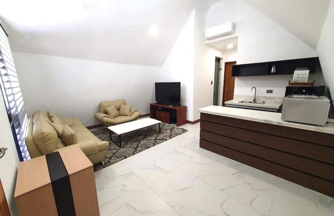 Aurora Villas and Cabin Resort - Photo 4