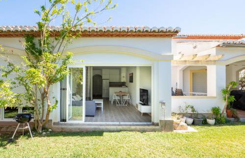 HOUSE IN PRIVATE URBANIZATION - Photo 22