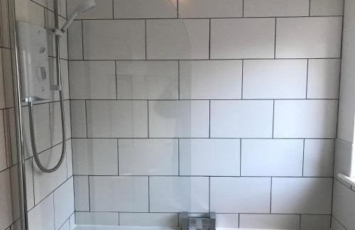 Riverside home. 3 bedroom. Free parking. 10 mins to Newcastle City Centre - Foto 21