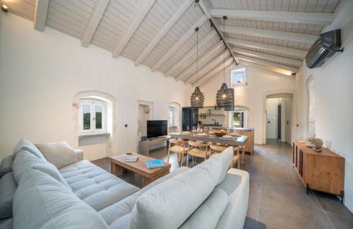 Villa Nónna, 1800s house renovated in 2023 - Photo 17