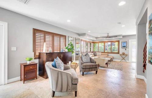 Steps to Beach, Pool, Backyard Oasis, Game Room - Foto 5