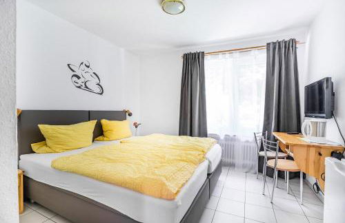 Hotel an der Nordschleife - Foto 26