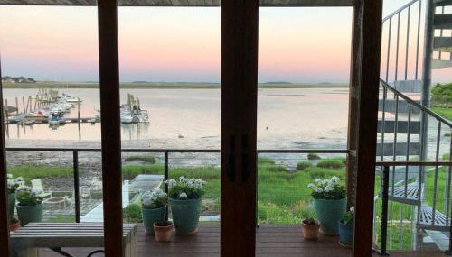 Waterfront Escape - Close to Airport & Downtown - Foto 4