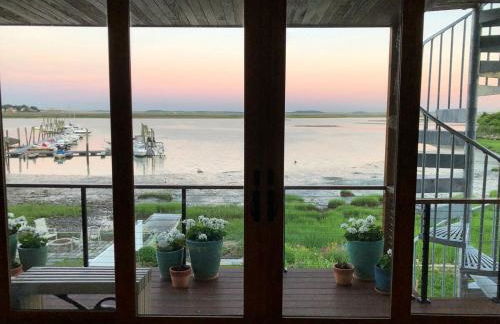 Waterfront Escape - Close to Airport & Downtown - Foto 4