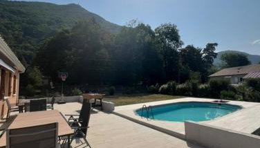 Maison de campagne dans les Pyrénées -option piscine en été - Foto 2, Garden