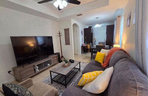 Cozy Apartment Near University Dr - Foto 1