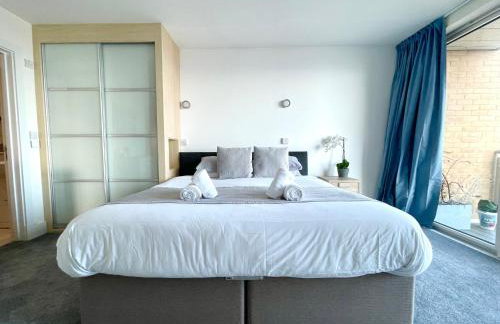 Quay & Sea View Spacious Modern Secure Parking - Photo 18