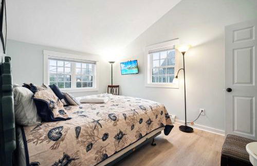 Beach Plum Cottage Steps to Beach Loft AC - Foto 27