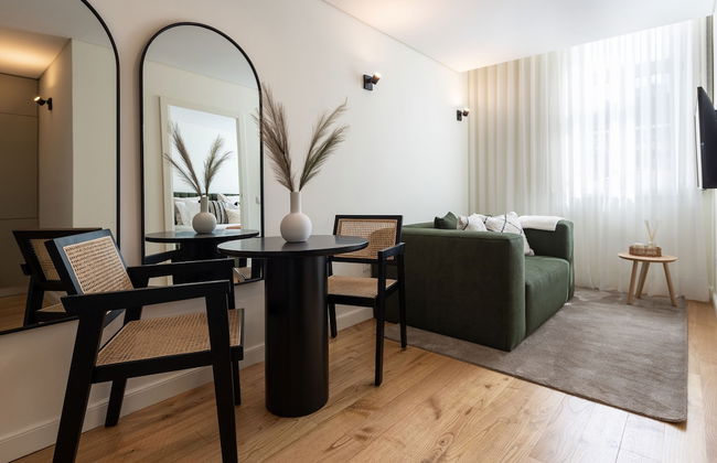 Mouzinho da Silveira 215 by LovelyStay - Foto 46