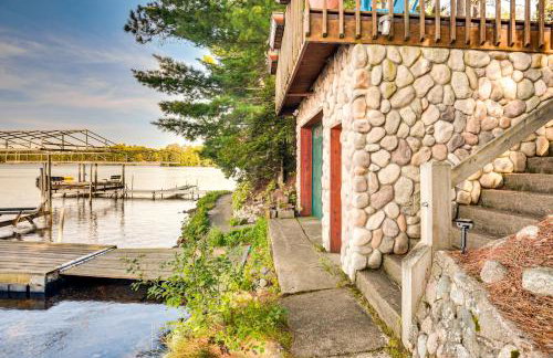 Lake Tomahawk Fall Retreat with Foliage and Lake Views - Photo 32