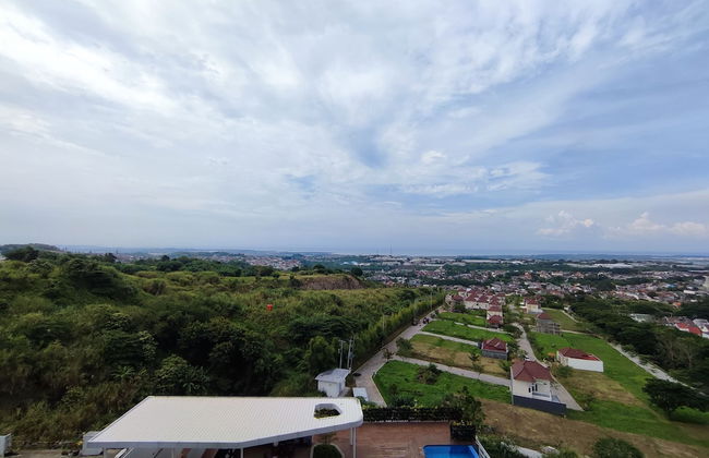 Comfortable And Modern 1Br Without Living Room At Amartha View Apartment - Foto 17