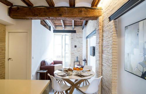 FLORIT FLATS - CATHEDRAL LUXURY TERRACE FLAT 2BR 2BA AC Wifi - Photo 76