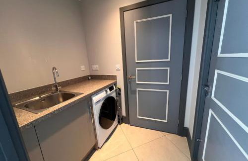 Luxury Durham Home in DH1, Free Parking, No Fees - Foto 9