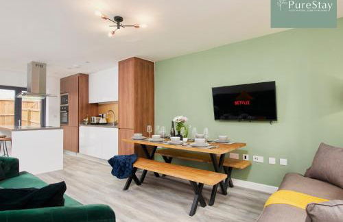 Stylish 5-bedroom Manchester Retreat Sleeps 9 by PureStay - Foto 17