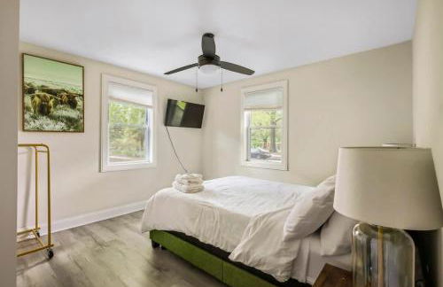 Pet Friendly Family Home Steps to Raleigh Greenway - Foto 26