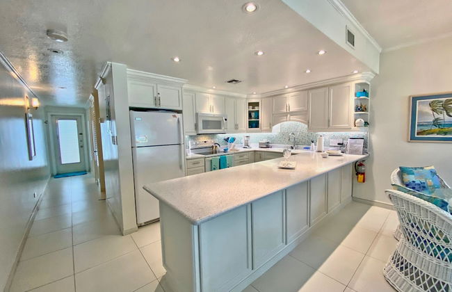 Galleon Villas by Hello Cayman Vacation - Photo 57