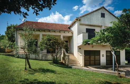 4 Bedroom Cozy Home In Gruda - Photo 14