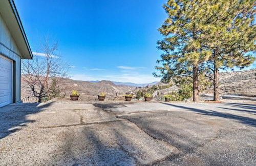 Mountain Escape - 7 Miles to Mission Ridge Resort! - Photo 35