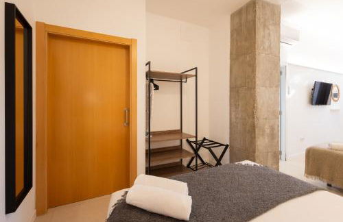 FLORIT FLATS - The Pitiusas Rooms - Foto 17