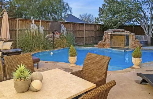 Pro Designed Home 4BDRM POOL - Foto 15