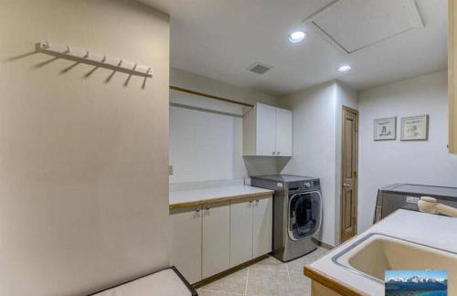 6000 sqft Pine House with indoor swimming pool - Foto 47