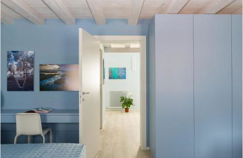 Tiffany Home - Photo 73