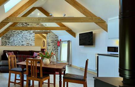 Cambrian Cottages - Charming Countryside Barn - Photo 1