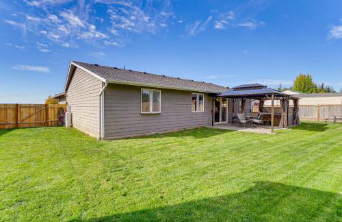 Water Views and Hot Tub Kims Kastle in Stanwood! - Foto 26