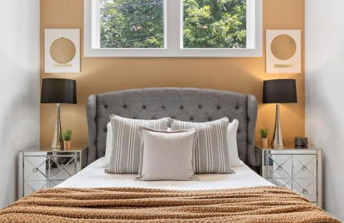 12 South Home WALK to Belmont with Deck and Patio - Foto 25