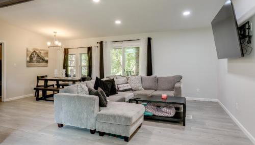 Riverfront Home with Porches and Views in Cotter! - Foto 4