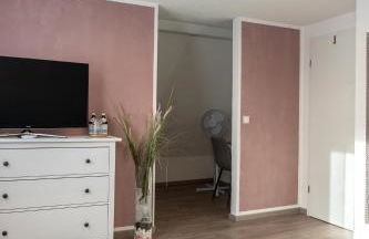 modern house with pool - 3 bedrooms 2 Bathrooms - Foto 27