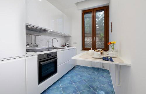 J'Adore Sorrento - Photo 15